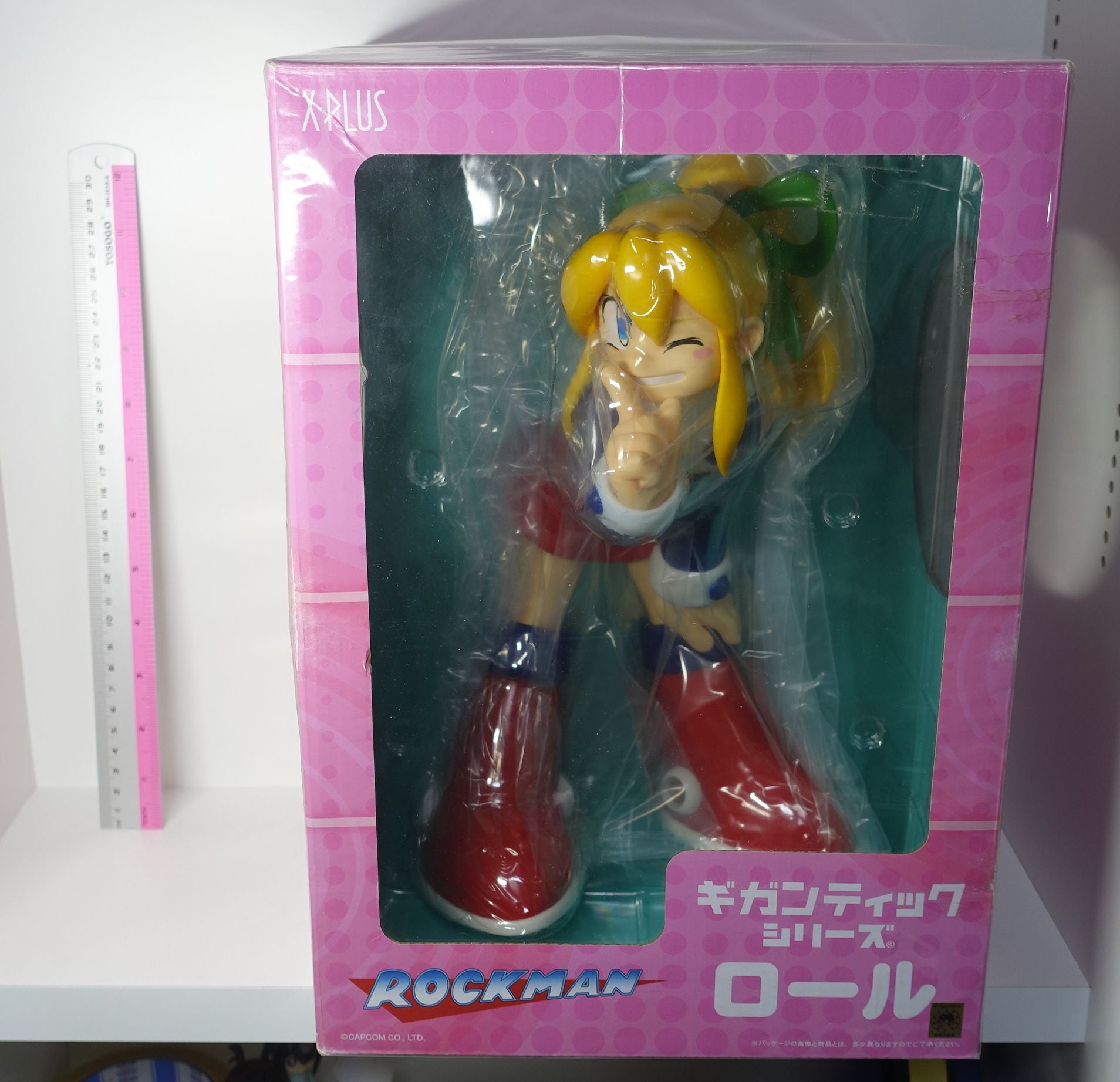 Gigantic Series Mega Man Rockman Roll Figure X-PLUS Capcom