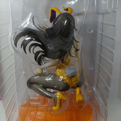 FREEing Muv-Luv Alternative Total Eclipse Yui Takamura 1/4 Bunny Figure Statue