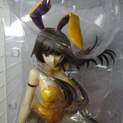 FREEing Muv-Luv Alternative Total Eclipse Yui Takamura 1/4 Bunny Figure Statue