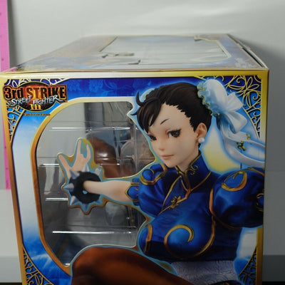 Embrace Street Fighter III 3rd Strike: Fighters Legendary Chun-Li 1:8 Chunli
