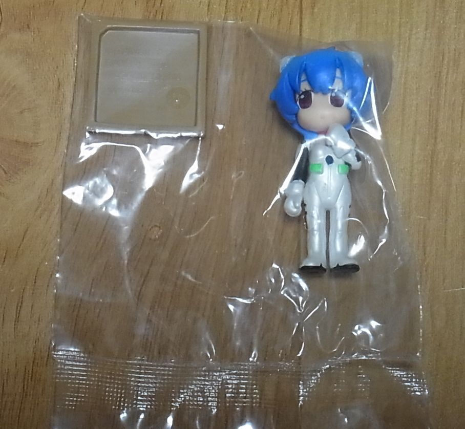 Evangelion Rei Ayanami mini Figure with Suit puchi Eva