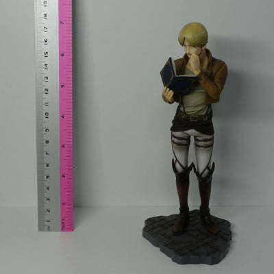 Attack on Titan Mike Zacharias Figure Statue no box