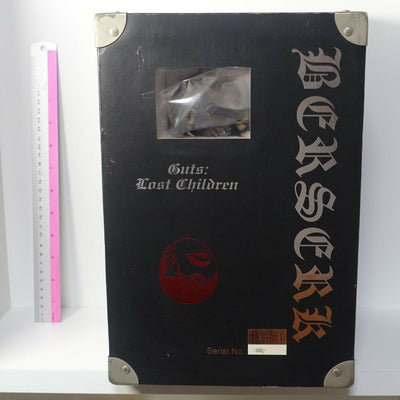 Art of War Berserk Lost Children Guts Black Swordsman Figure with Serial Plate