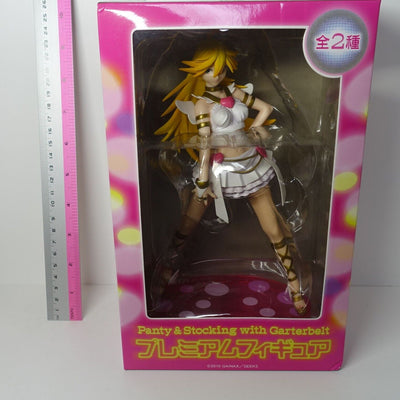 Panty and Stocking with Garterbelt Premium Figure Panty Statue &