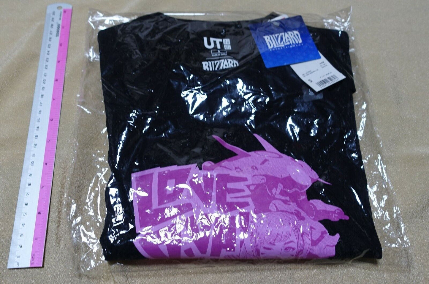 UNIQLO & BLIZZARD Collaboration T-Shirt D.VA Japanese S size