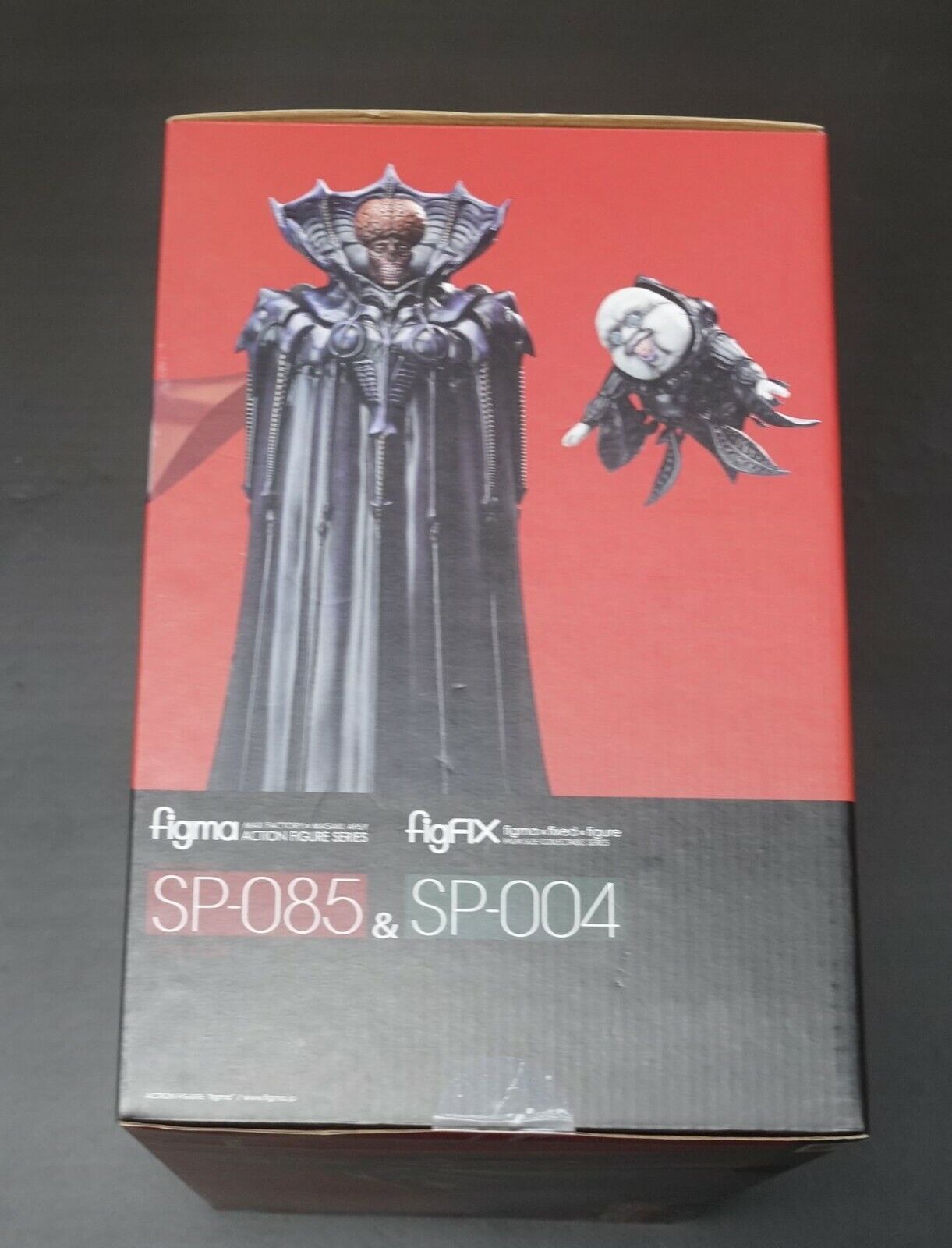 FREEing Figma BERSERK VOID & UBIK Figure Statue set damaged box 