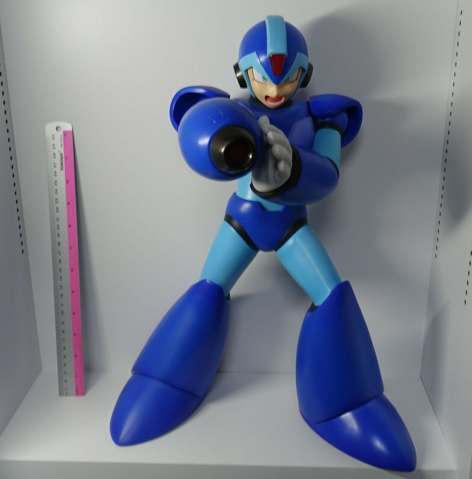 Gigantic Series Mega Man Rockman X Rock Man Figure X-PLUS Capcom No Box 