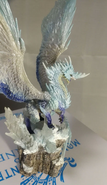 Monster Hunter World ICEBORNE Velkhana Figure Statue ICE BORNE Authentic 