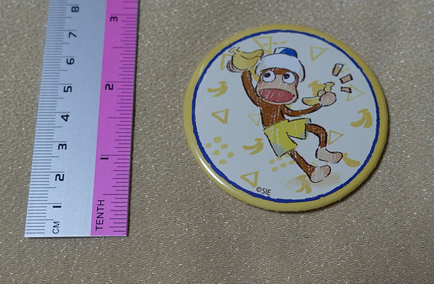 Ape Escape Sarugetchu Steel Badge Banana 