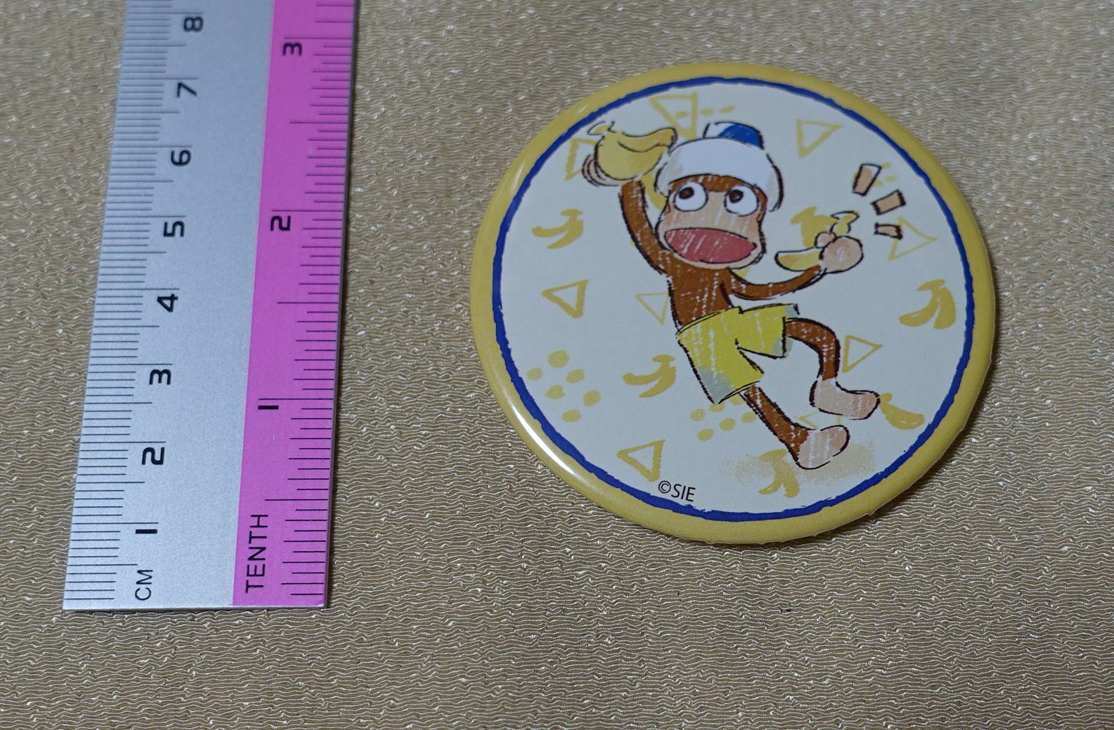 Ape Escape Sarugetchu Steel Badge Banana 