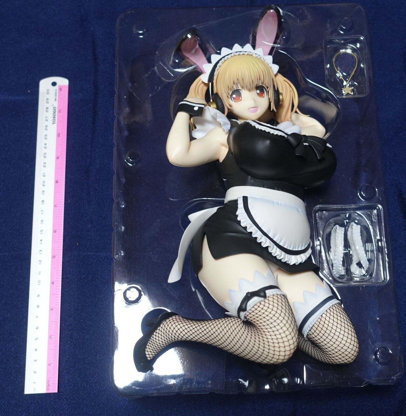FREEing SUPER POCHACO 1/4 Scale Bunny Figure Statue 