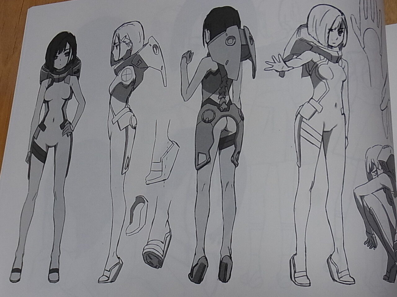 The Art of DIF Vol.XX DARLING in the FRANXX Design Art Book 132 page C95 