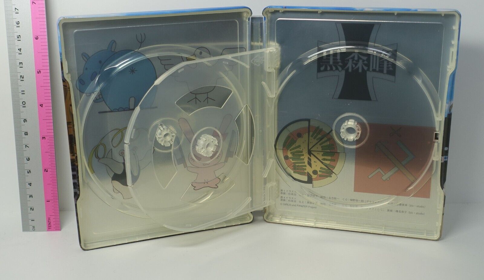 Girls und Panzer STEELBOOK STEEL CASE Oarai Kuromorimine Pravda Anzio 