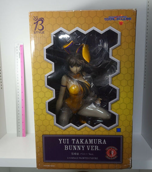 FREEing Muv-Luv Alternative Total Eclipse Yui Takamura 1/4 Bunny Figure Statue 