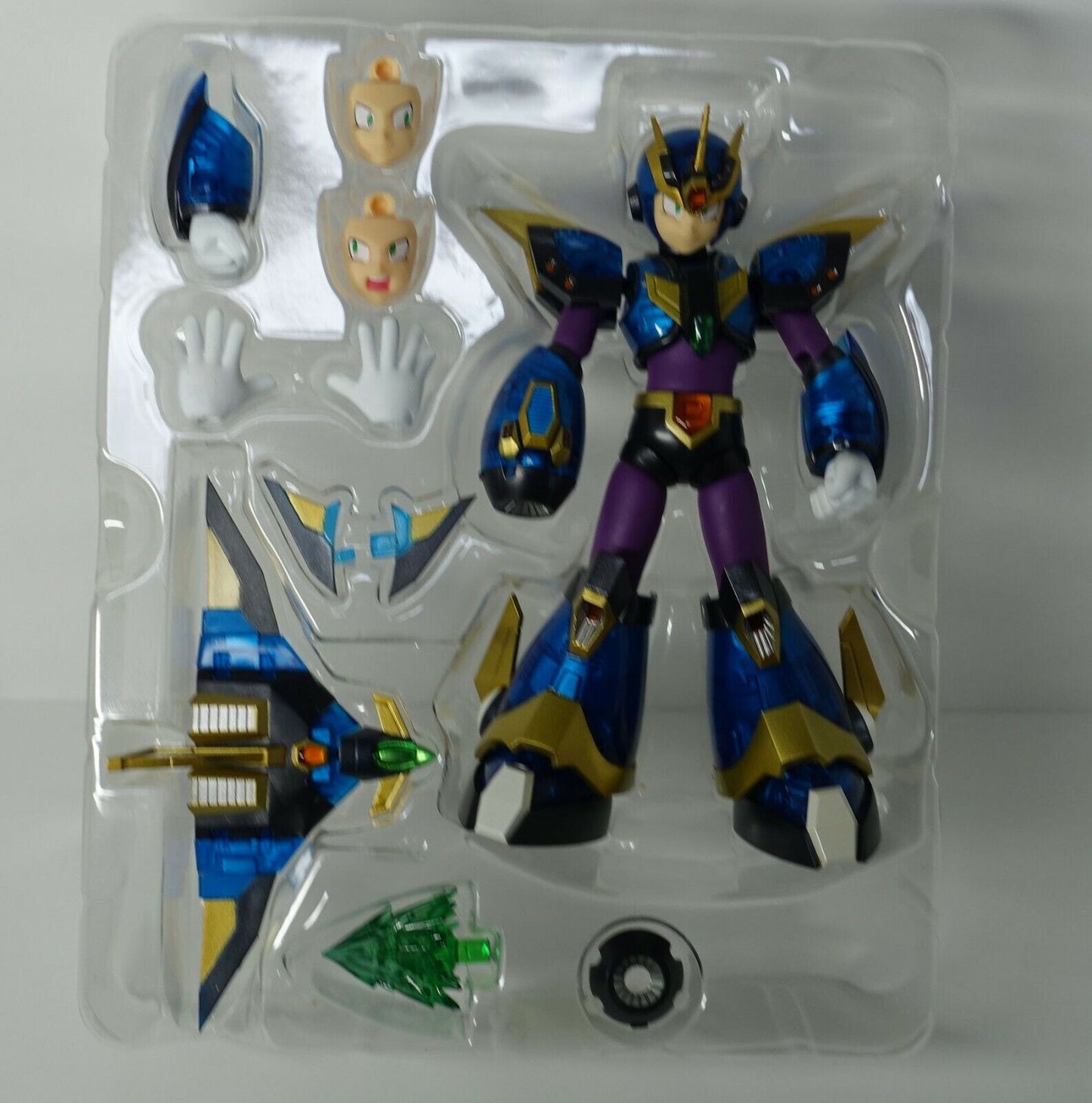 D-Arts ROCKMAN X Mega Man Ultimate Armor Actin Figure damaged 