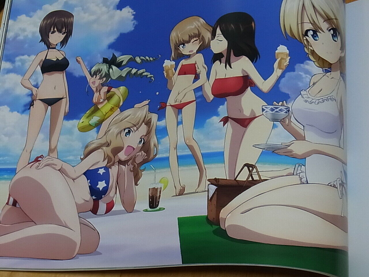 GIRLS und PANZER Characters Official Art Works Sensyadou Syoujyo Syashin Syuu 1 