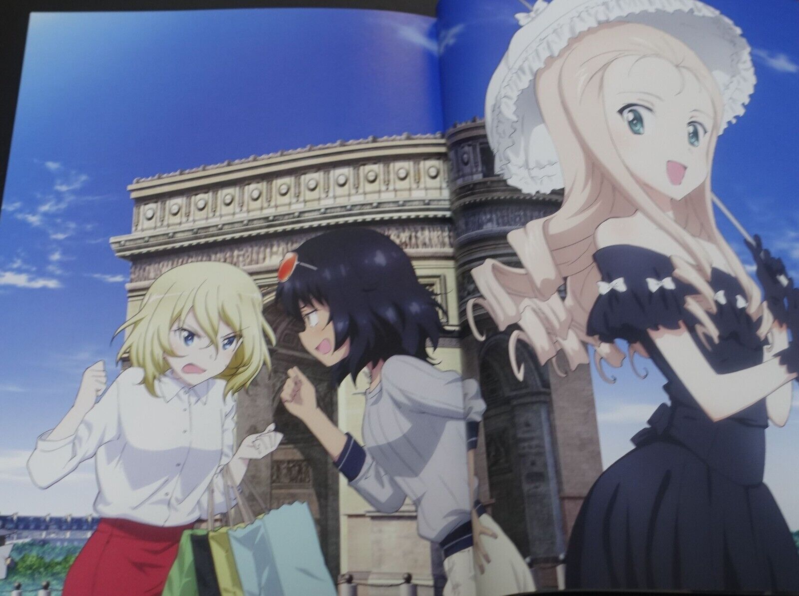 GIRLS und PANZER das FINALE First Staff Art Book 