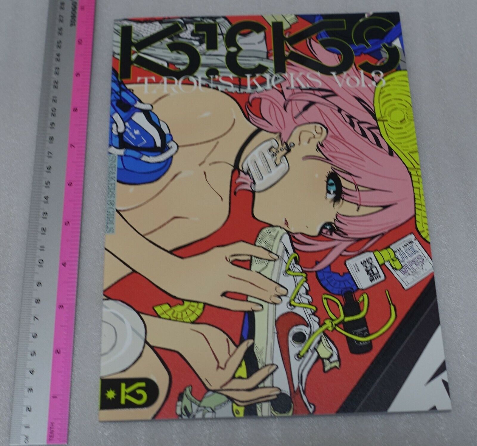 C99 atmosphere tarou2 Sneaker & Girls Color Art Book TAROU'S KICKS 3 