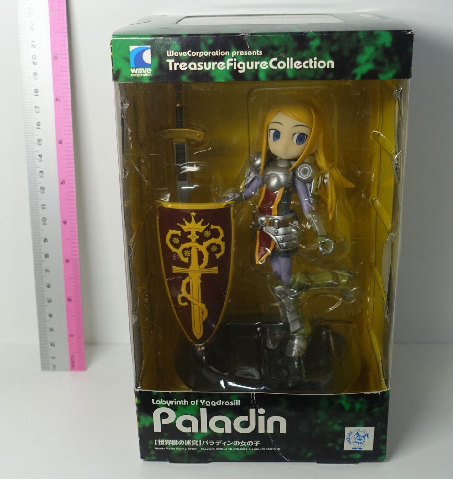 WAVE Etrian Odyssey Sekaiju no Meiq Paladin Girl Figure Statue 