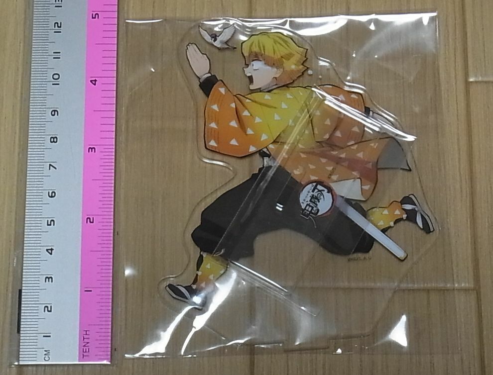 ufotable Kimetsu no Yaiba Demon Slayer Acrylic Stand Figure Zenitsu 