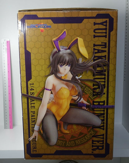 FREEing Muv-Luv Alternative Total Eclipse Yui Takamura 1/4 Bunny Figure Statue 