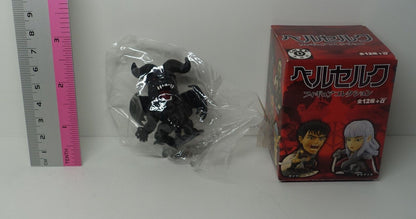 FREEing Berserk Mini Figure Skull Zodd 