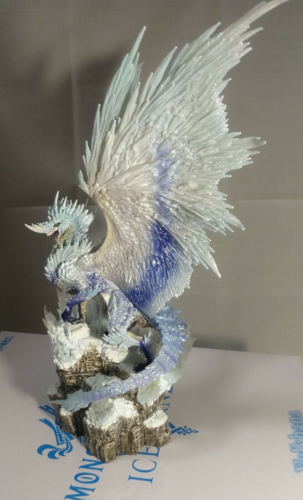 Monster Hunter World ICEBORNE Velkhana Figure Statue ICE BORNE Authentic 