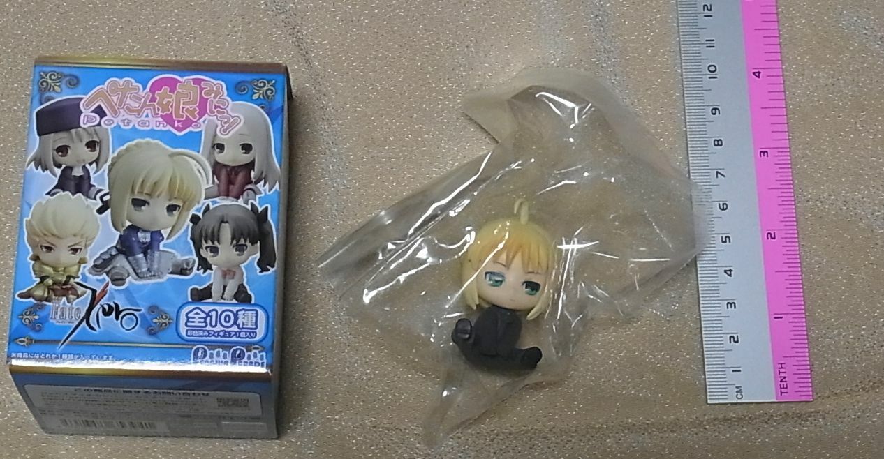 Petanko Mini Fate Zero Figur Statue Saber in Black Suit 