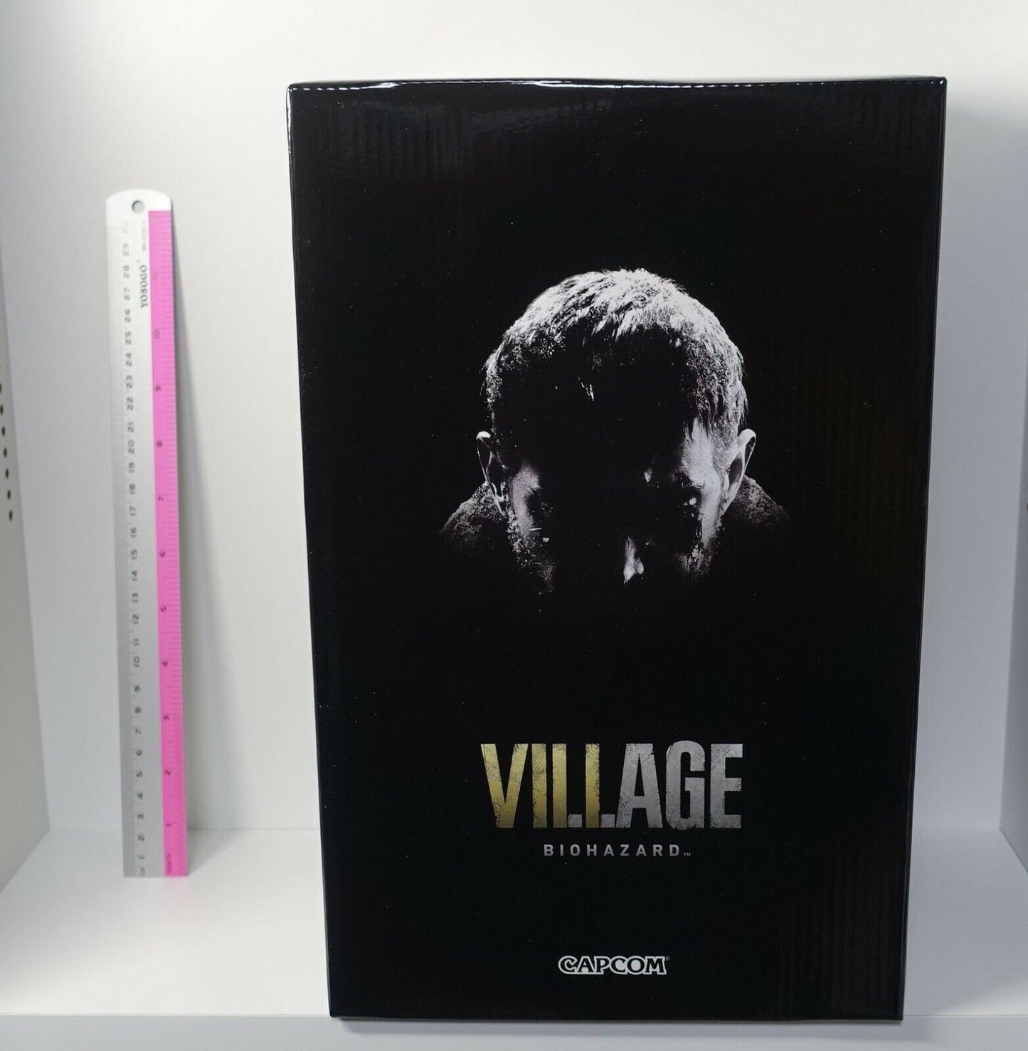 RESIDENT EVIL 8 VIL.I.AGE Chris Redfield Figure BIOHAZARD with Special Box 