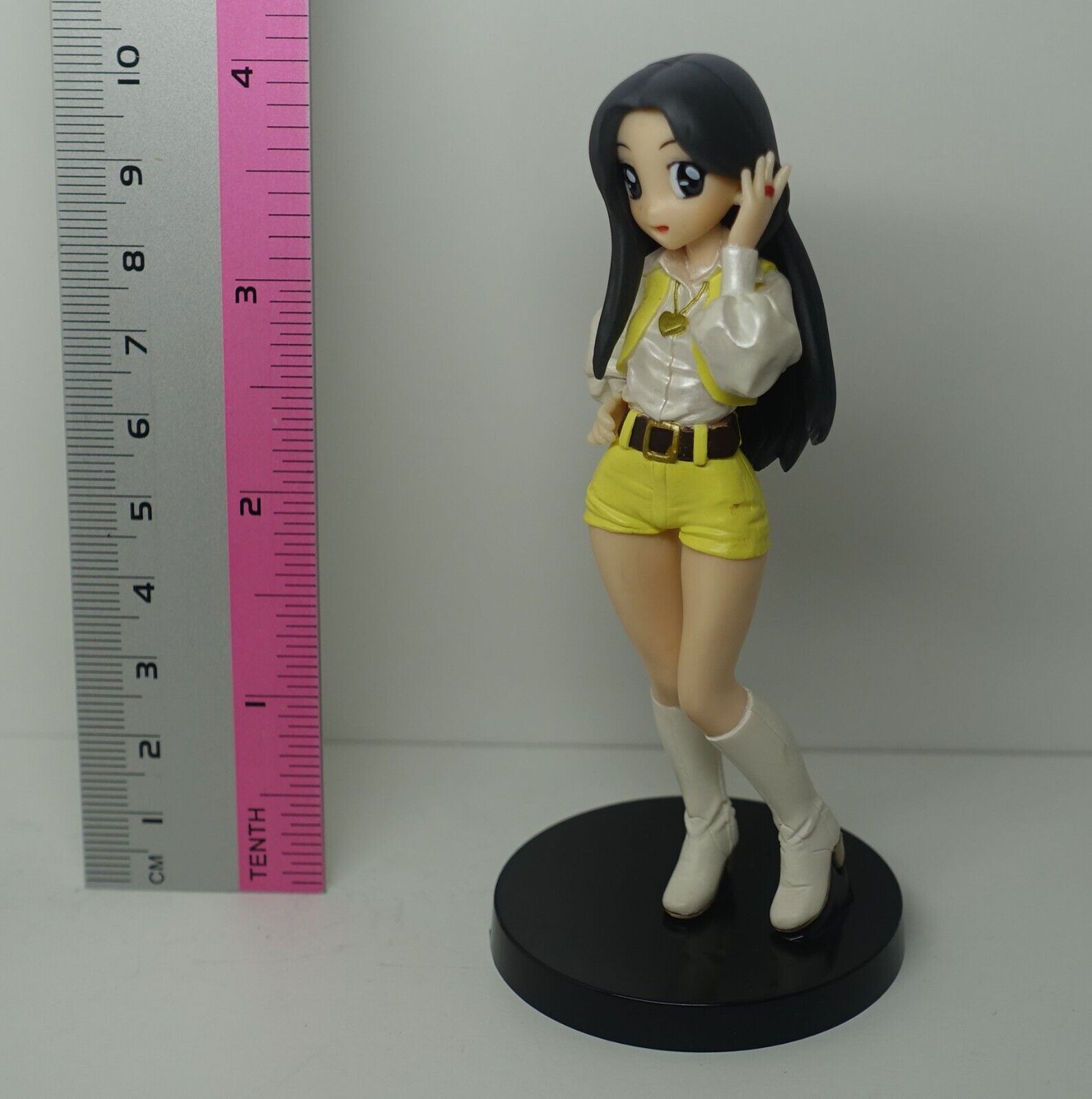 Power Rangers Girls in Uniform Figure Gorengers Momorenger Peggy Matsuyama 