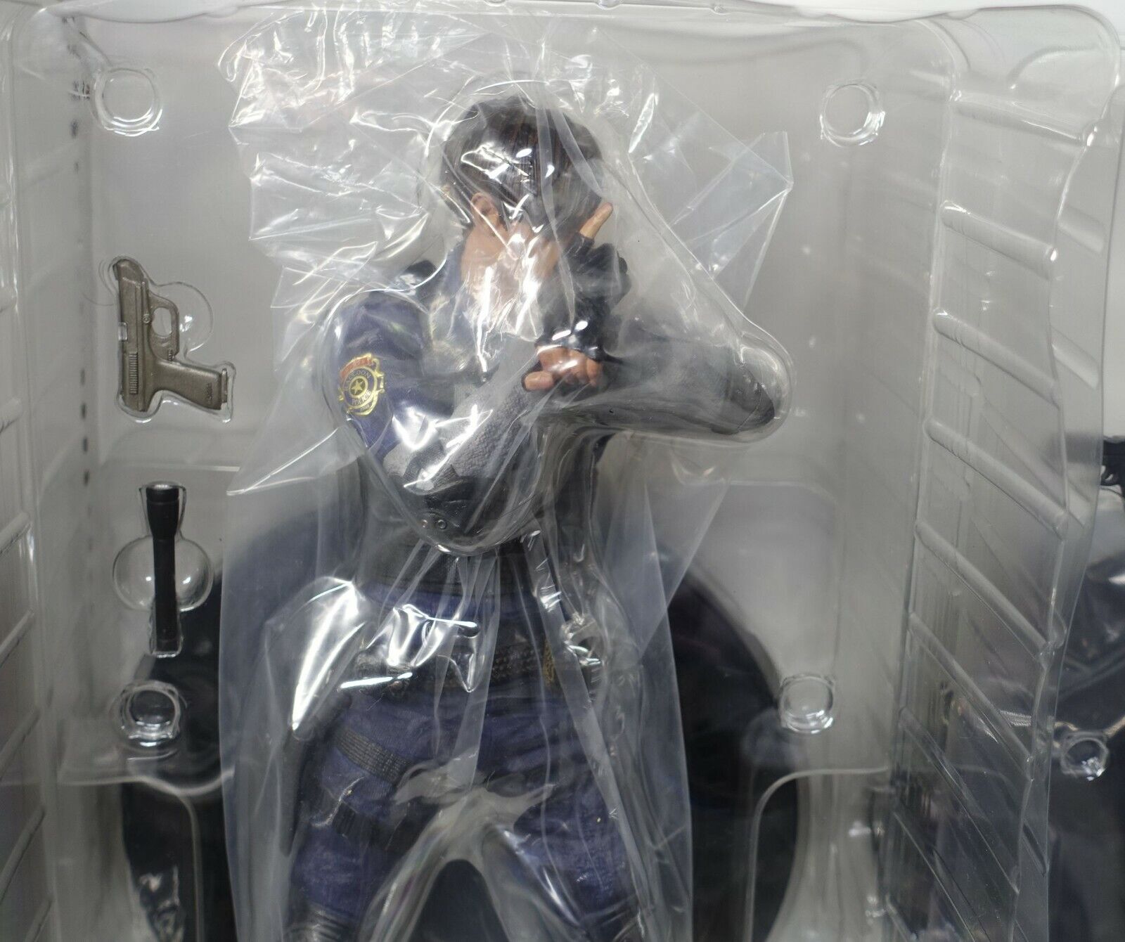 RESIDENT EVIL RE2 LEON S. KENNEDY & RE3 JILL VALENTINE Figure with Special Box 