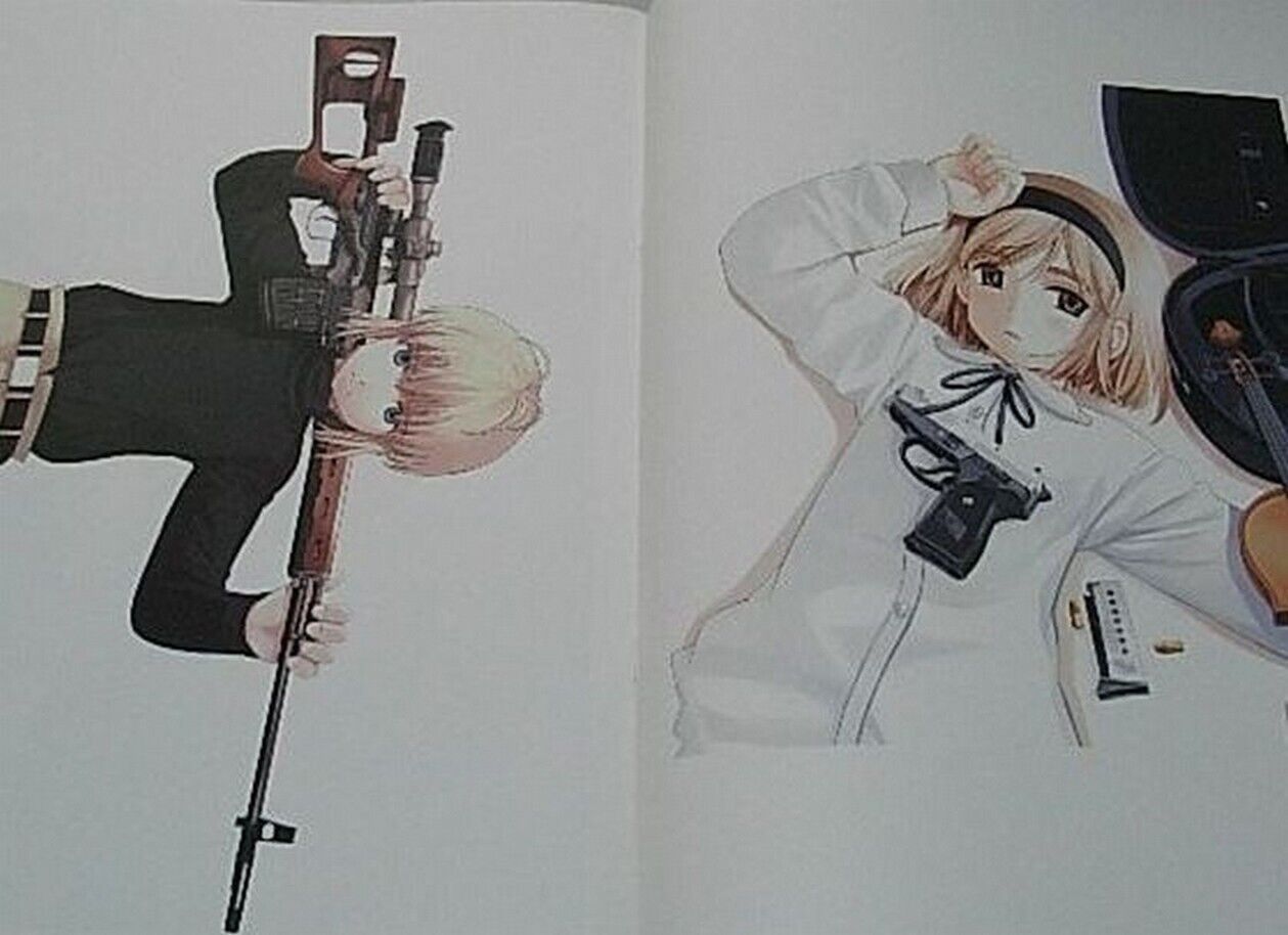 GUNSLINGER GIRL 36.5 x 25.8 cm BIG SIZE VISUAL ART BOOK OFFICIAL FILE 
