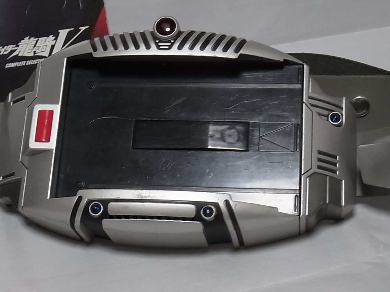 Kamen Rider Dragon Knight Ryuki V Buckle Complete Selection Henshin Belt 