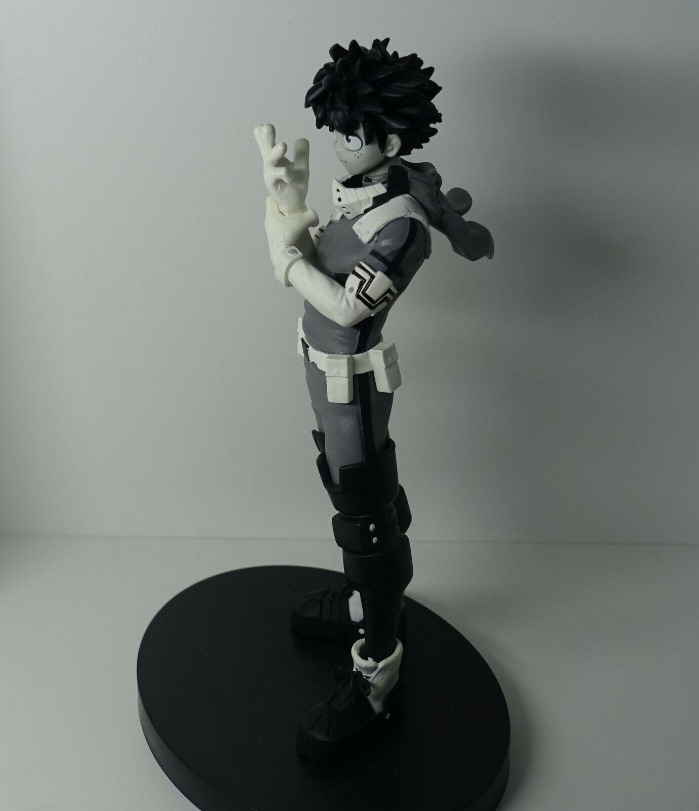 My Hero Academia Age of Heroes Figure Statue Deku Izuku Midoriya monochrome 