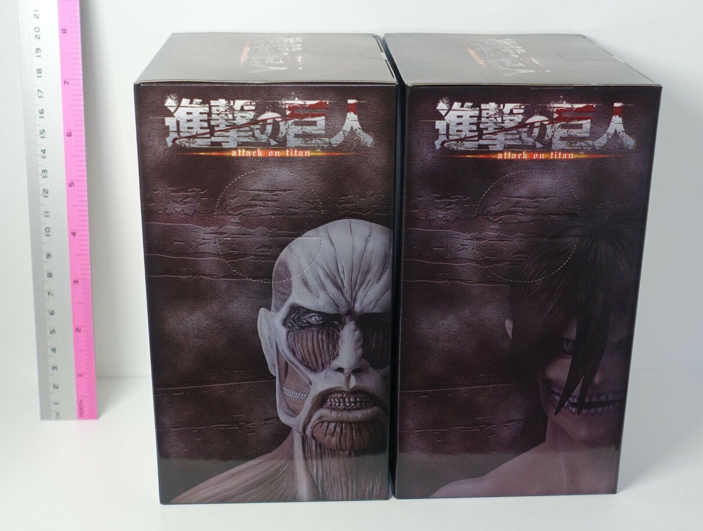 Attack on Titan Eren Yeager & Colossal Titan Bust Statue Set 