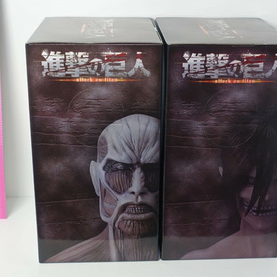 Attack on Titan Eren Yeager & Colossal Titan Bust Statue Set 