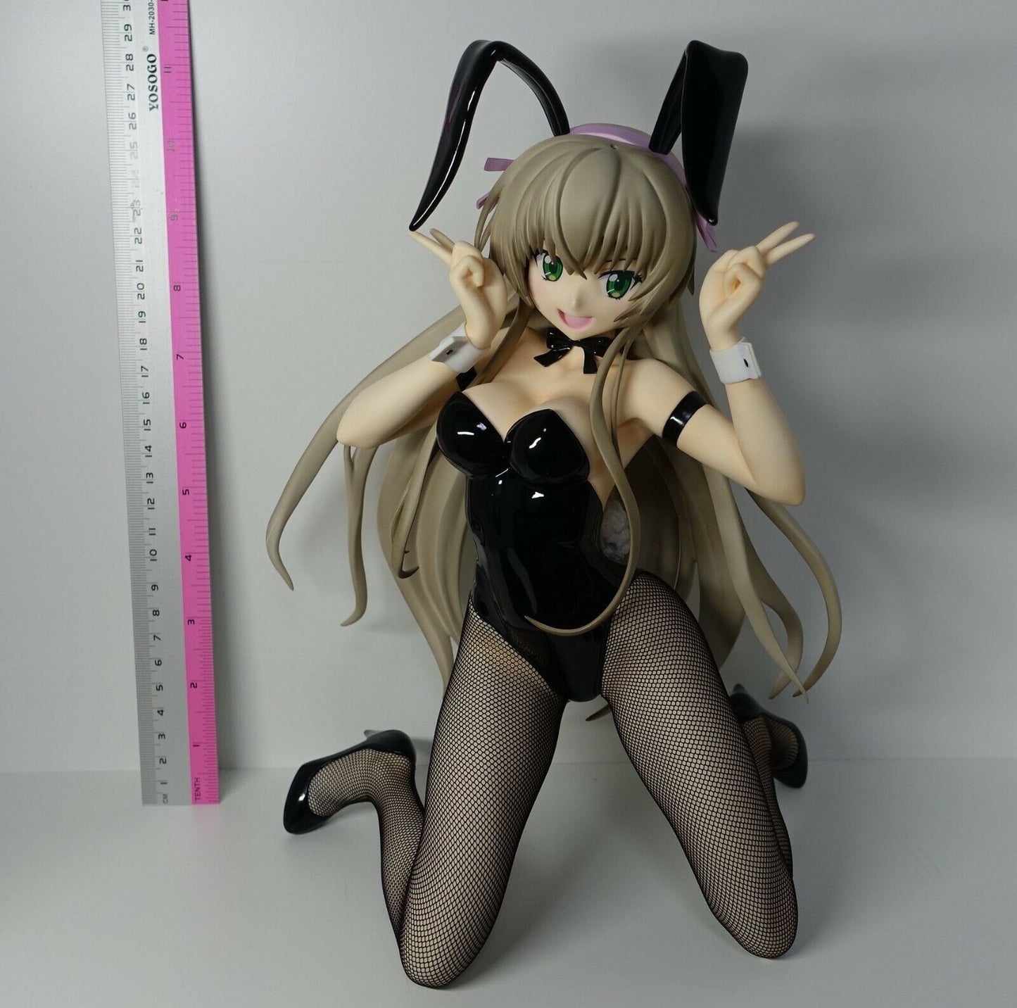 3-7 days from Japan FREEing Nyaruko Crawling with Love W 1/4 Scale Bunny Figure 