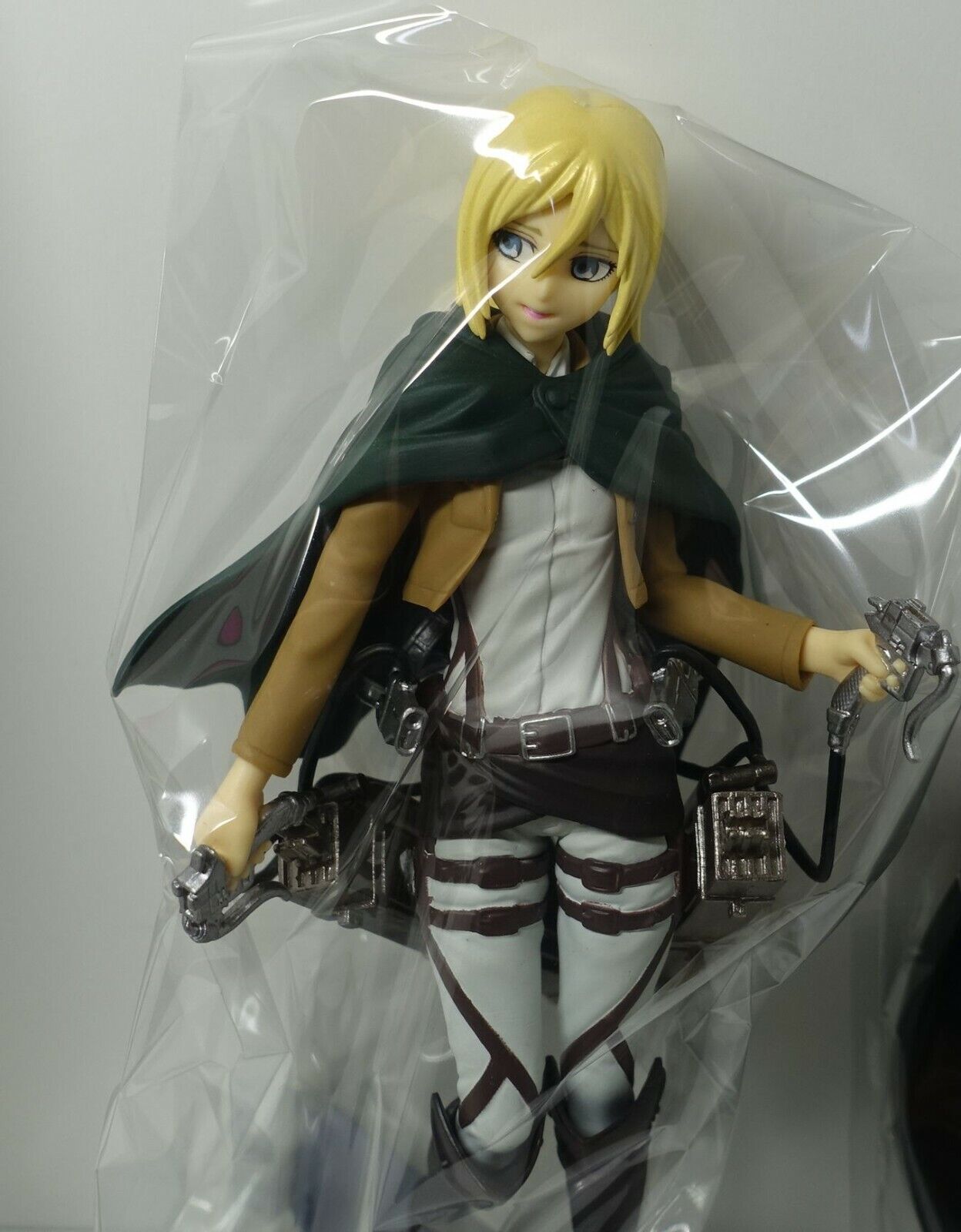 NO BOX TAITO Attack on Titan SURVEY CORPS KRISTA LENS Figure LENZ 